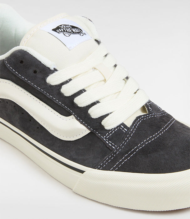 ואנס סניקרס KNU SKOOL לגברים