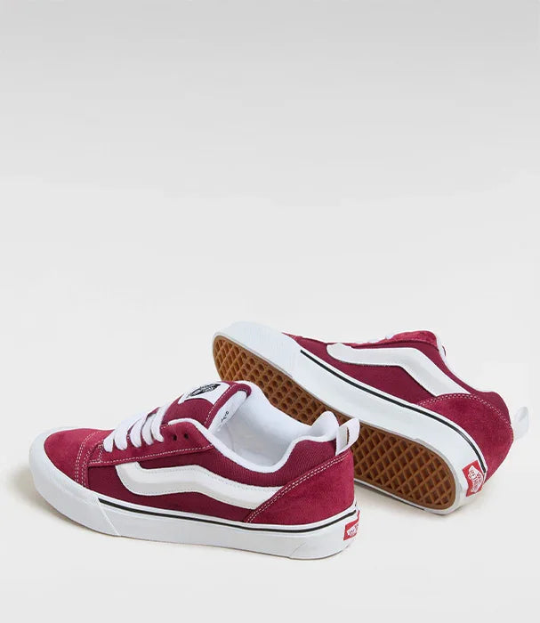 נעלי ואנס אדום לבן דגם קלאסי לגברים, נעלי סניקרס אופנתיות באתר CHOZEN