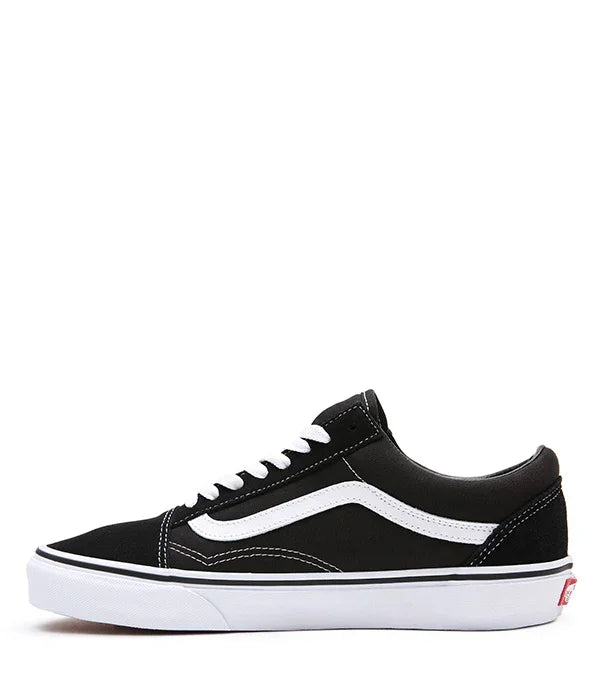 סניקרס ונאס שחורות לגברים עם פס לבן, נעלי אופנה מבית CHOZEN