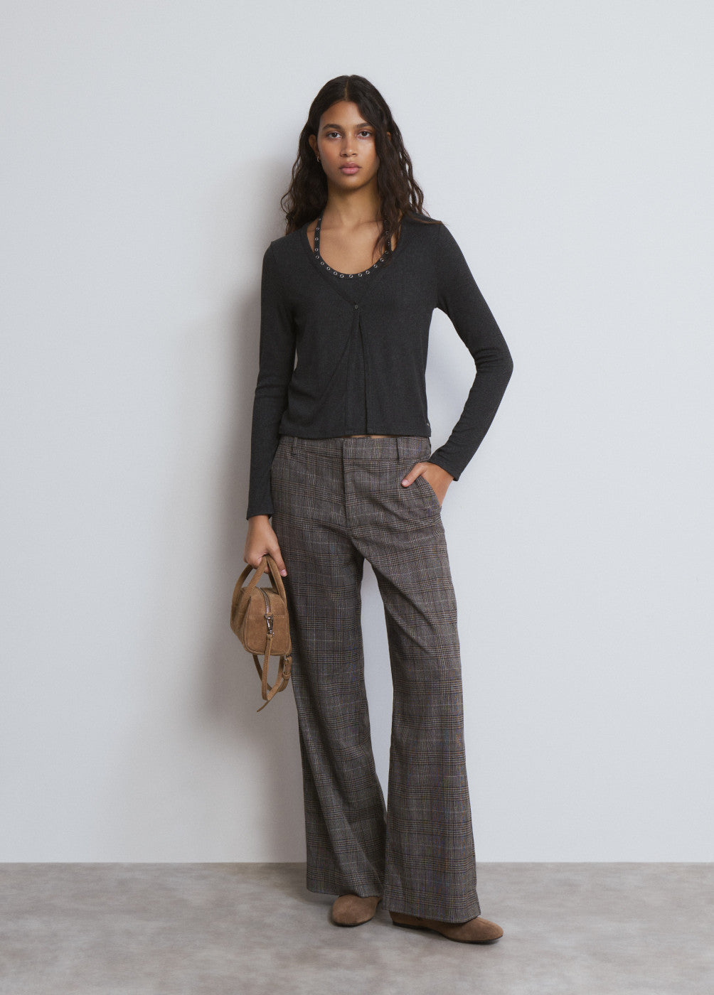 בראוני חולצה ארוכה לנשים