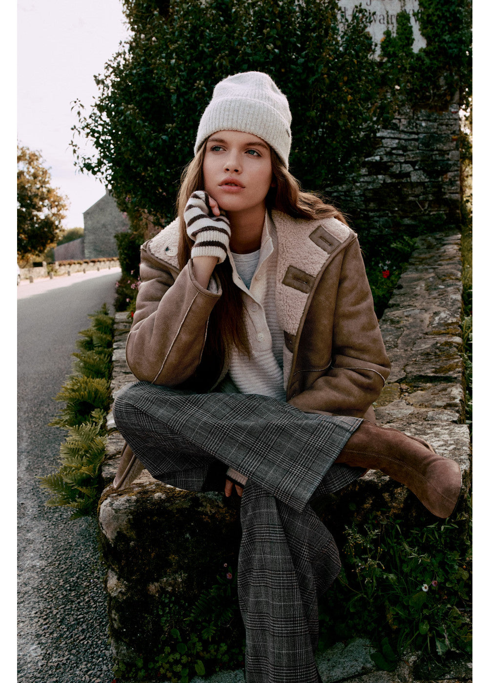 בראוני מכנסיים ארוכים לנשים