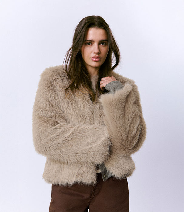 בראוני מעיל פרוותי לנשים