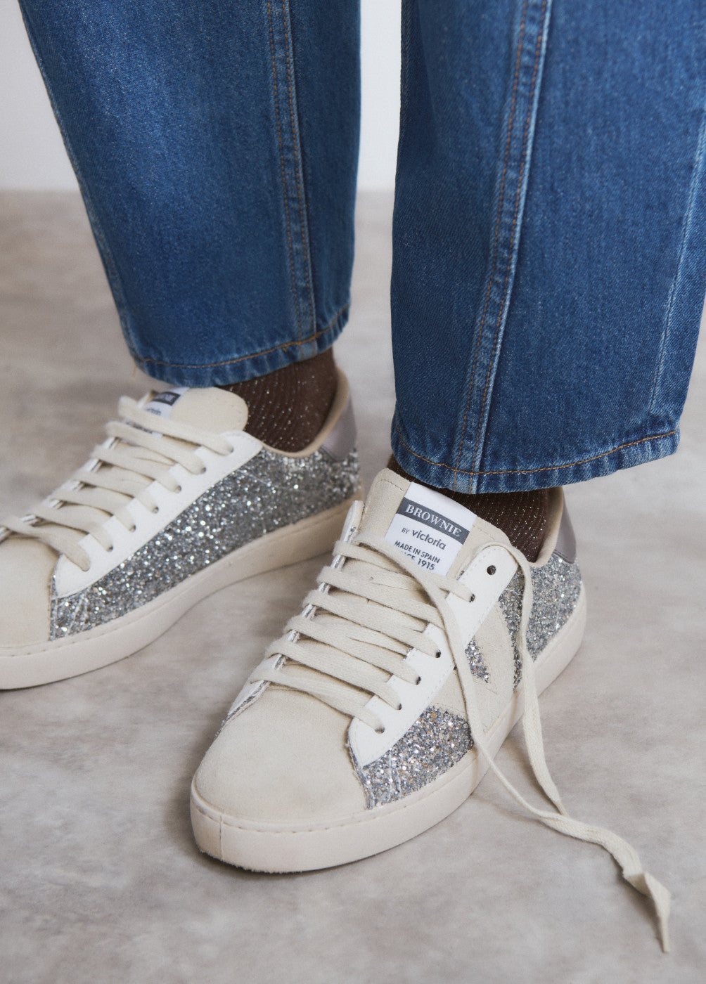 בראוני סניקרס לנשים