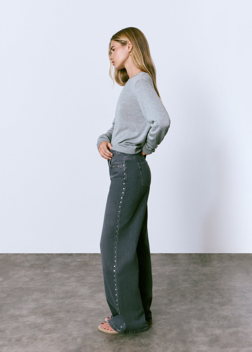 בראוני ג'ינס בגזרה ישרה לנשים