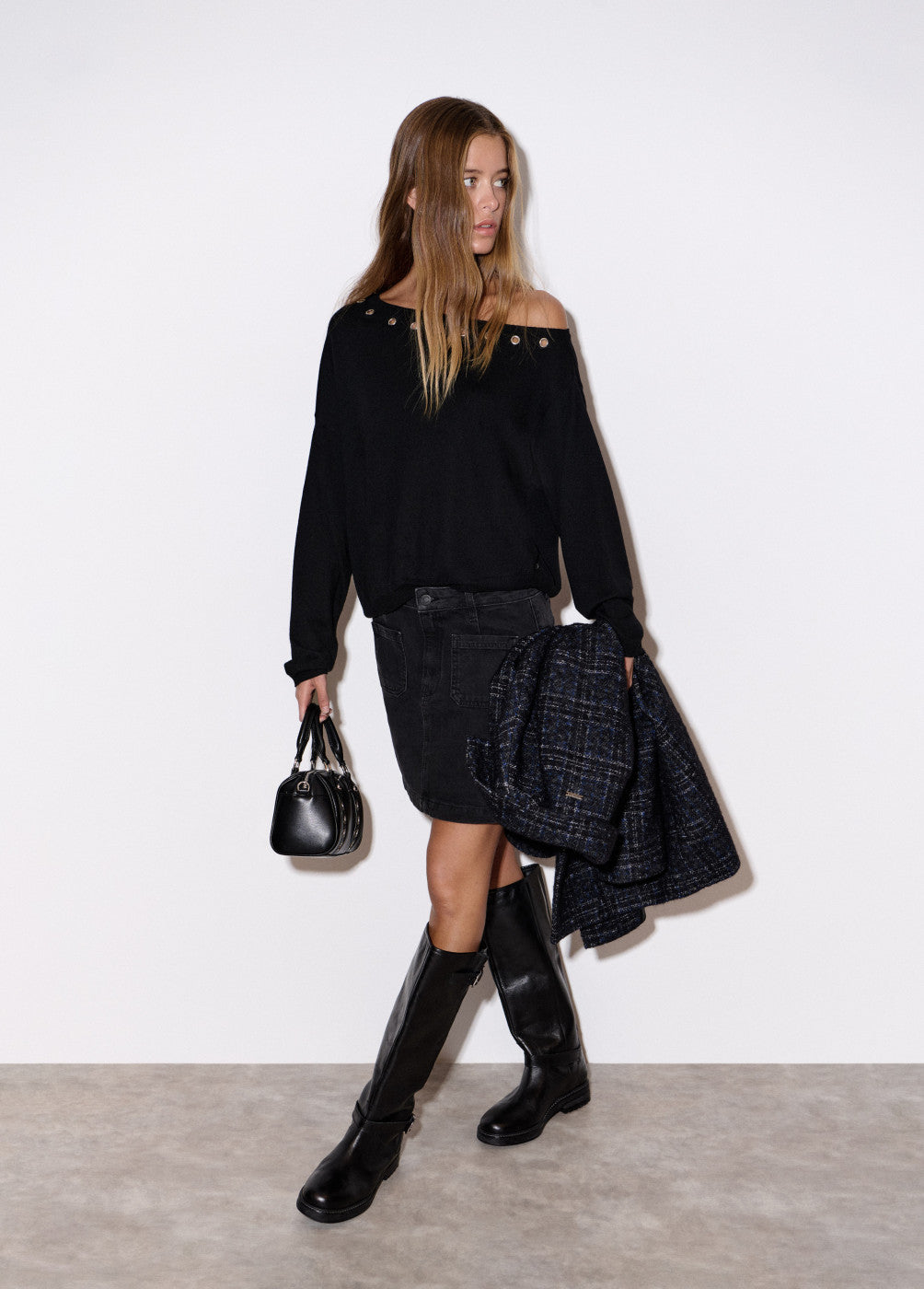 בראוני סוודר אסימטרי לנשים