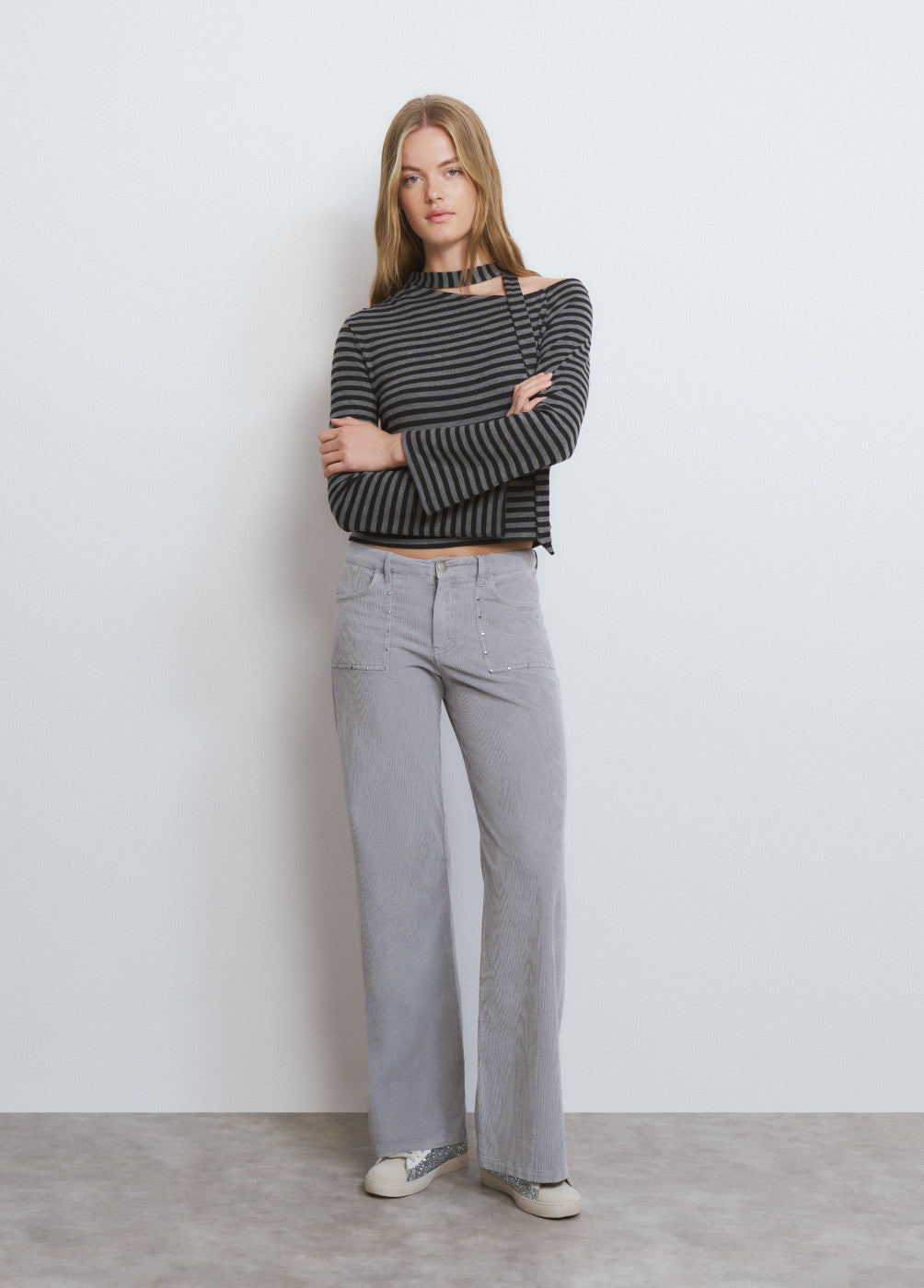 בראוני חולצה ארוכה לנשים