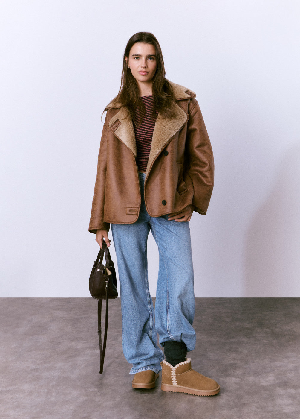 בראוני מגפיים נמוכות לנשים