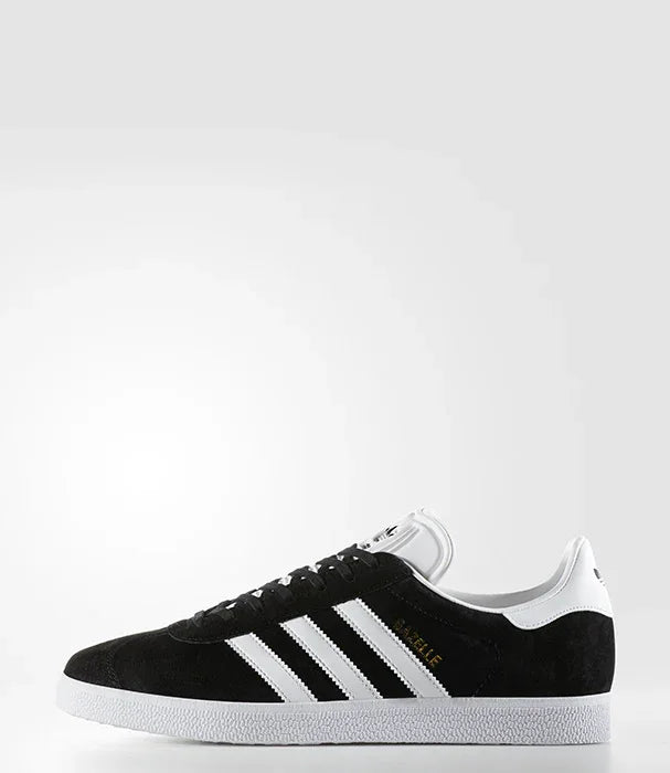 נעל אדידס מקורית שחורה עם שלושה פסי לבן, צילום צד, נעליים ממותגי CHOZEN