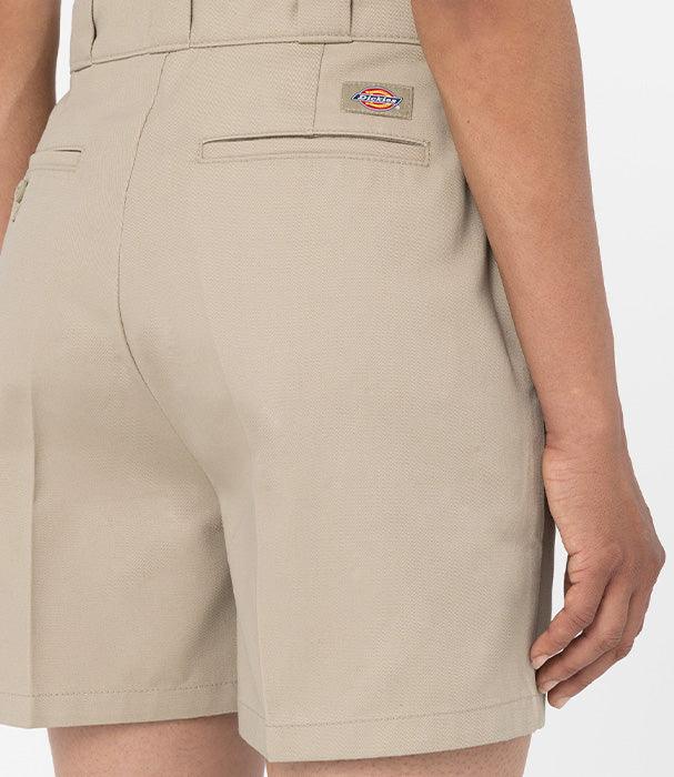 מכנסי שורטס בז׳ של Dickies, תוית לוגו, אופנה ייבואן רשמי קבוצת אלפא CHOZEN
