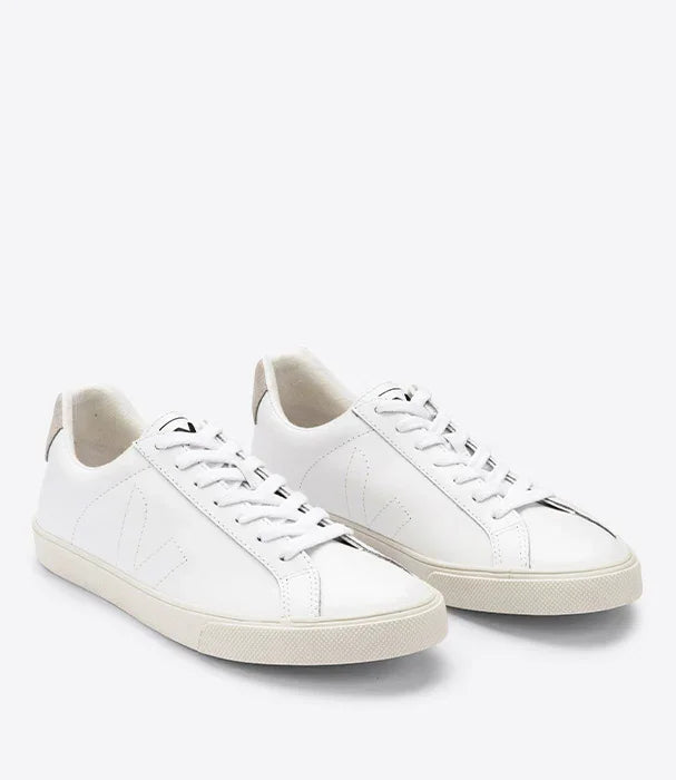 סניקרס לבנות קלאסיות לנשים, עיצוב מינימליסטי, מותגים מובילים ב-CHOZEN