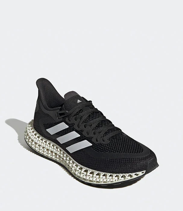 נעל ספורט אדידס גברית בצבע שחור עם סוליה טכנולוגית, לוגו שלושה פסים, קניון CHOZEN