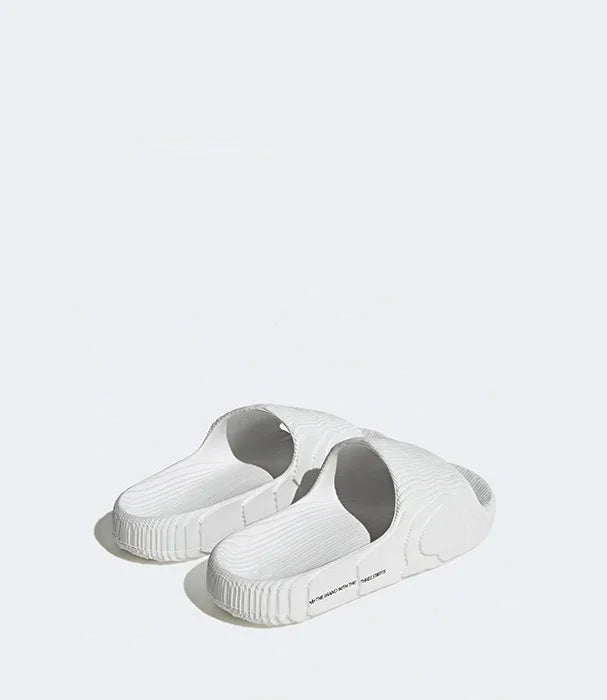 כפכפי סלייד לבנים לגברים, עיצוב מודרני, נעלי מותגים ב-CHOZEN