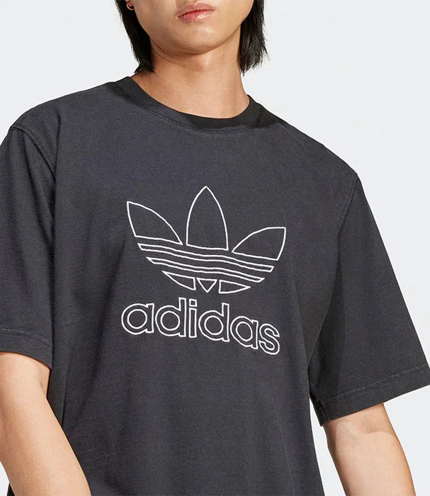 חולצת טי אדידס לגבר בצבע אפור כהה, לוגו trefoil לבן, אופנה CHOZEN מותגים מקוריים