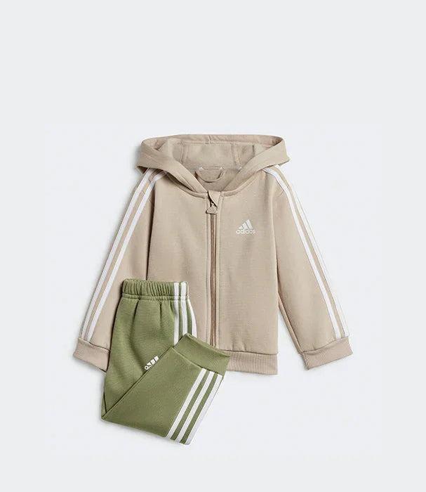 סט adidas ילדים, קפוצ'ון בז' עם רוכסן ומכנס ירוק, דגם פופולרי ב-CHOZEN