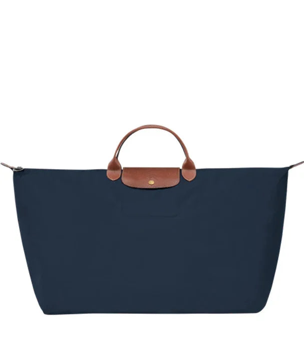 תיק נשיאה גדול ומעוצב בצבע כחול כהה עם ידית עור, מבית מותגים מובילים ב-CHOZEN