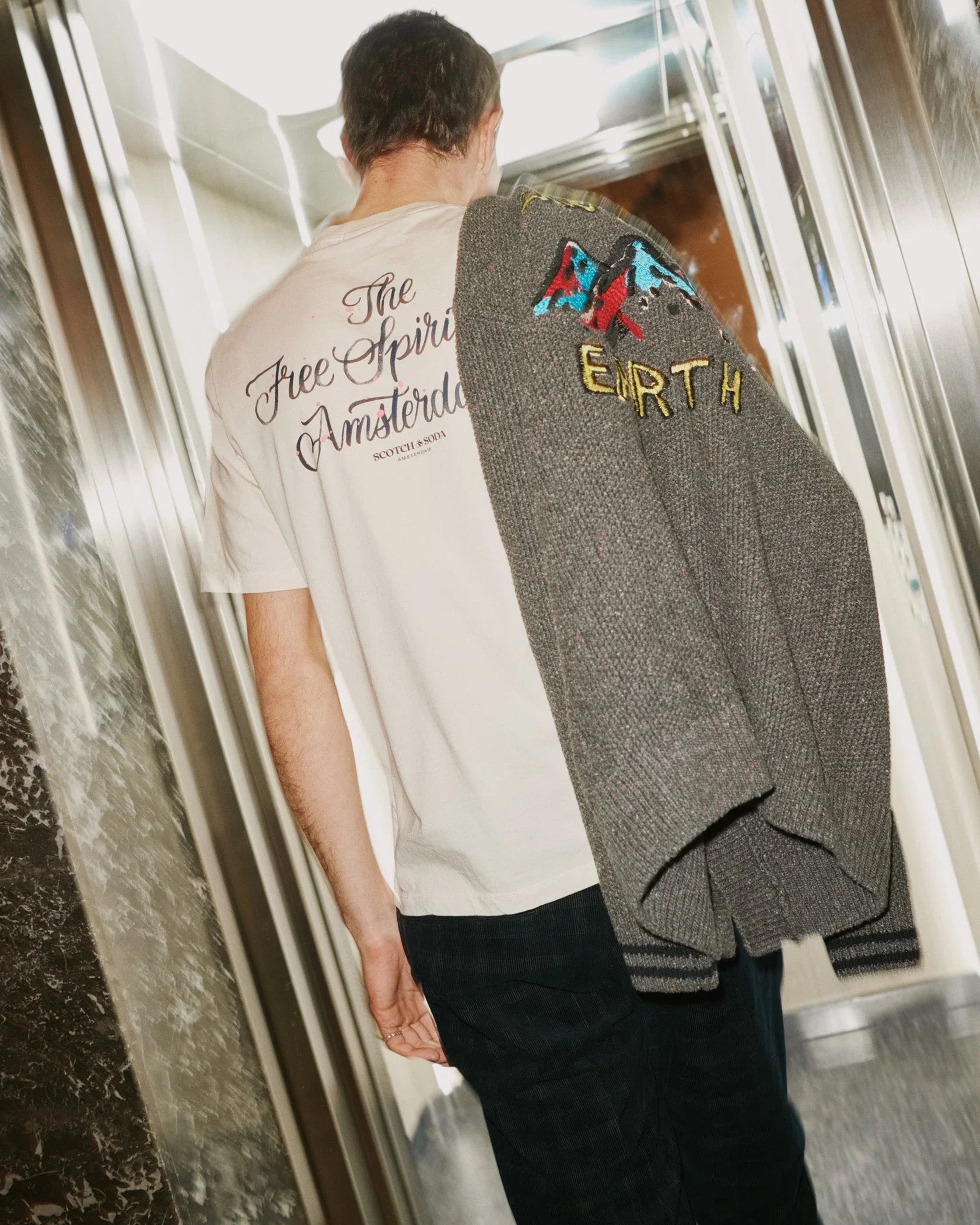 חולצות - CHOZEN