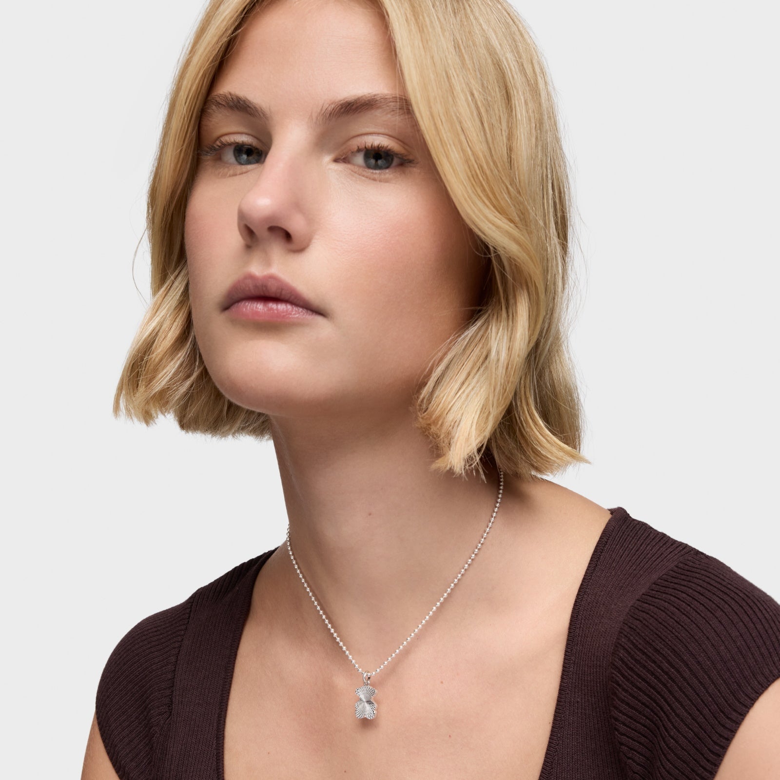 טואוס תליון במוטיב דובי בטקסטורה Sweet Dolls מכסף