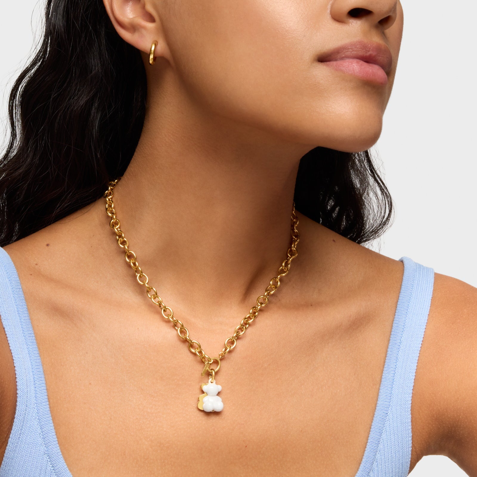 טואוס תליון דובי כפול Bold Bear מכסף ועליו זהב 18 קראט וקרמיקה בצבע לבן