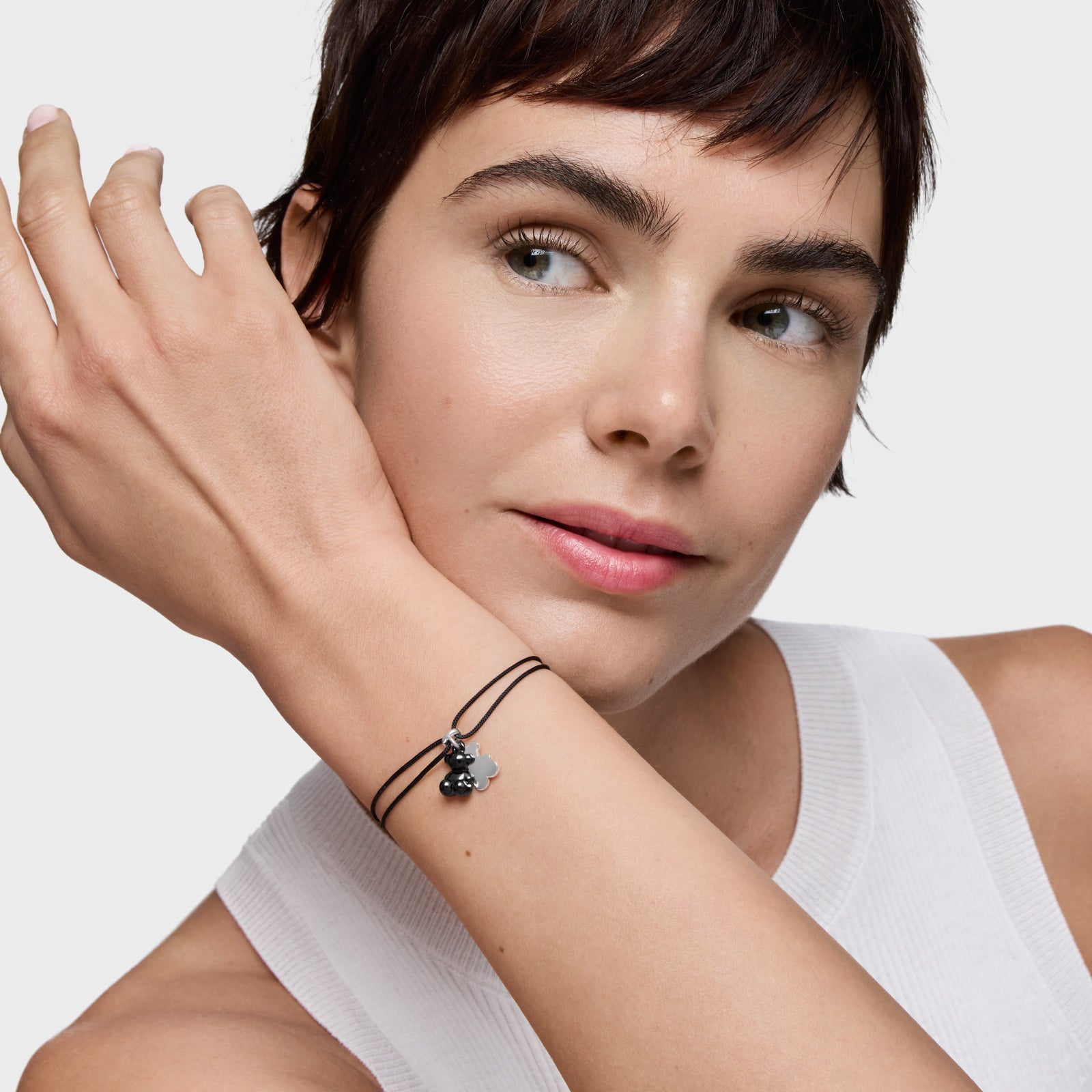 טואוס צמיד ניילון שחור Bold Bear בשילוב דובי כפול מכסף וקרמיקה בצבע שחור