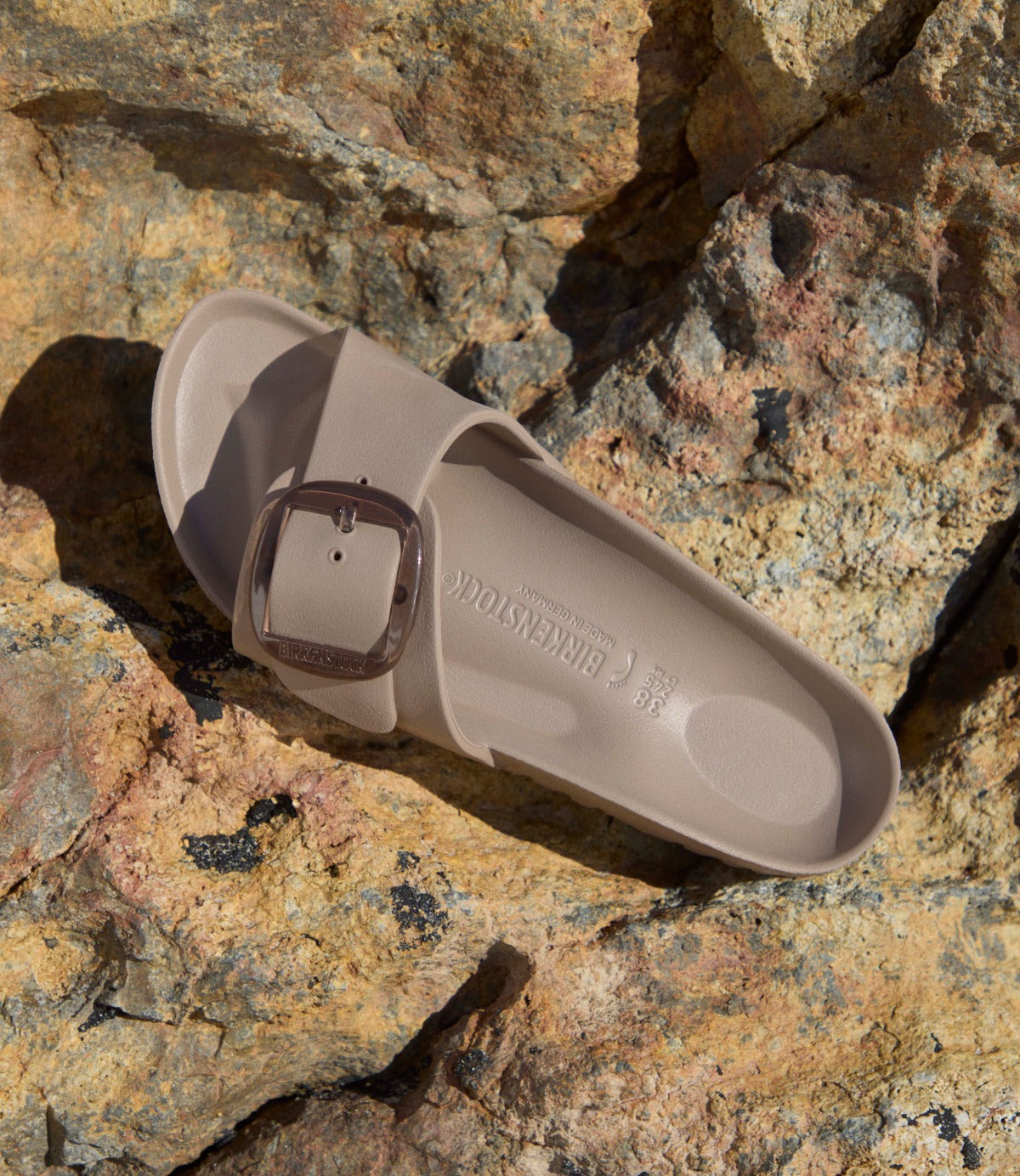 כפכפי סליידס MADRID לנשים מבית BIRKENSTOCK – צ'וזן