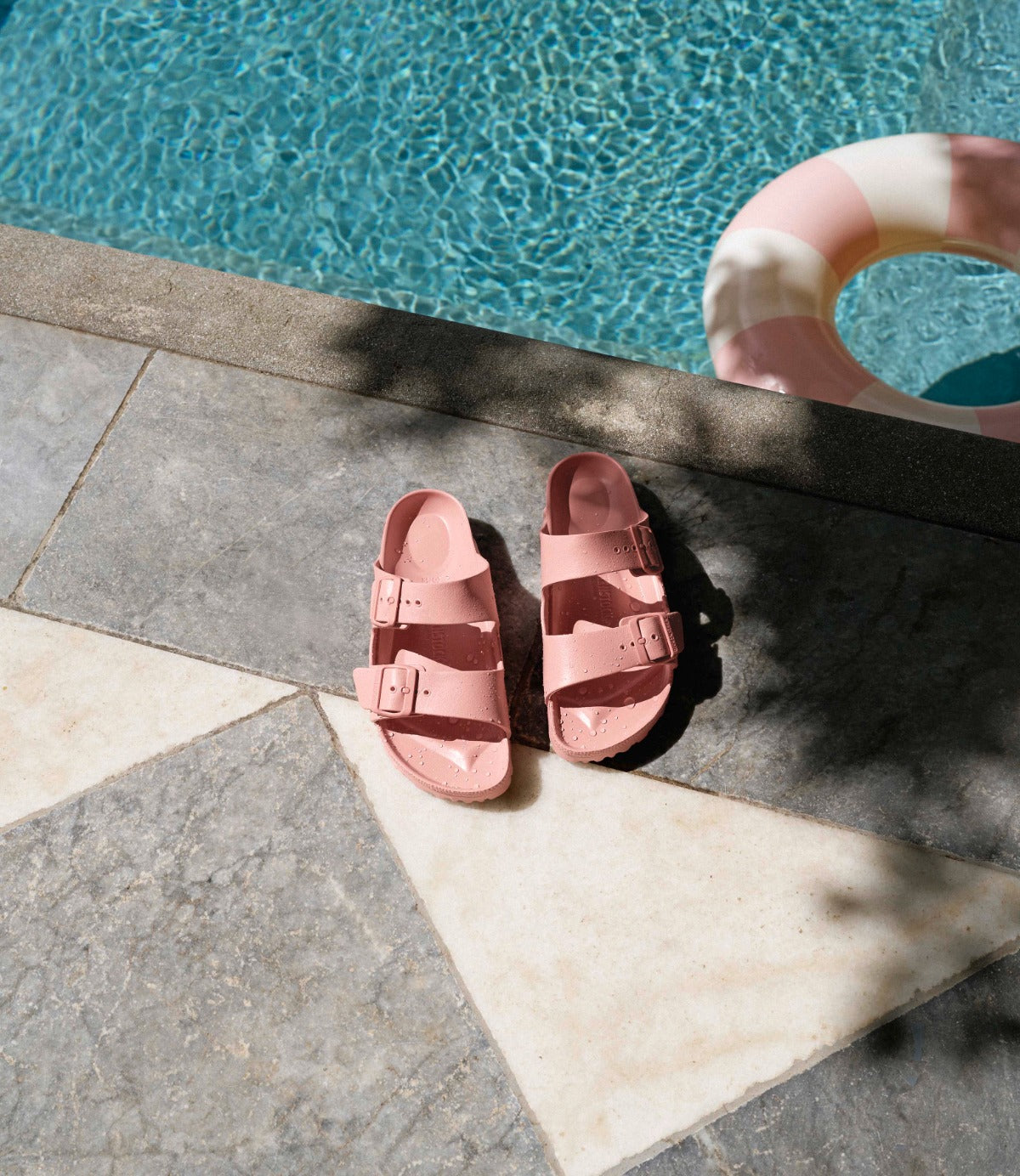 כפכפי סליידס ARIZONA EVA לנשים מבית BIRKENSTOCK – צ'וזן