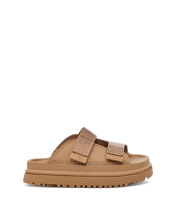 סנדל ילדים חום עם רצועות ולוגו UGG, עיצוב טרנדי בחנות הנעליים CHOZEN