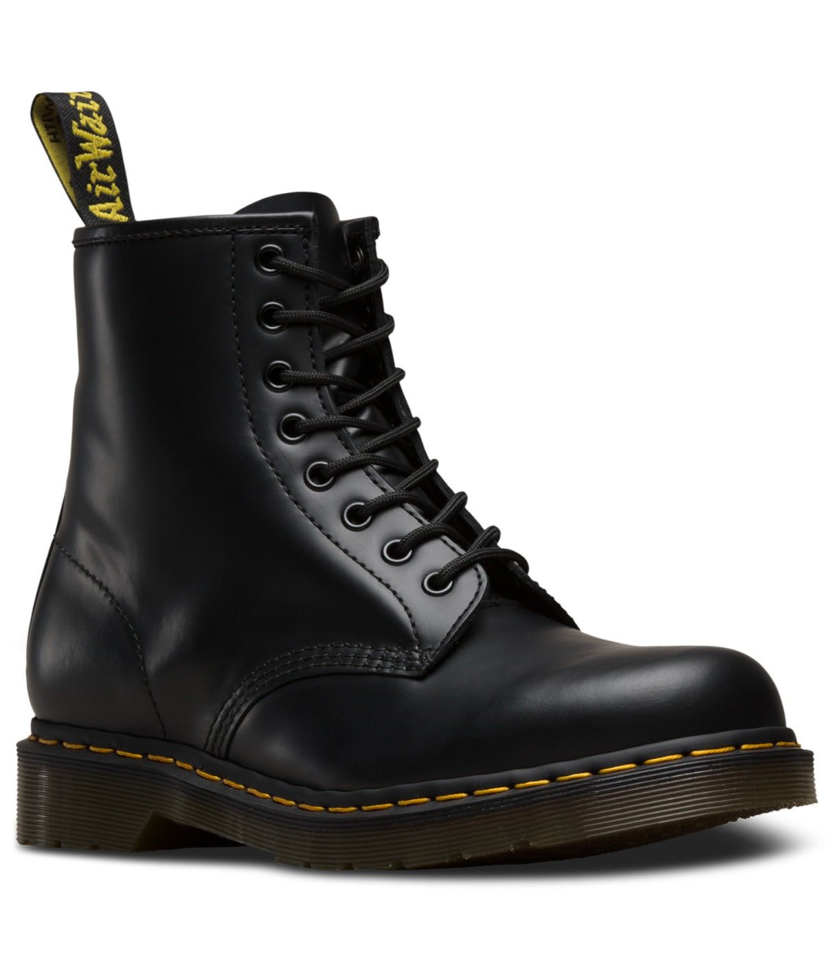 מגפי DR. MARTENS 1460 שחורים, עור חלק, שרוכים שחורים וסוליה צהובה, מבט מהצד הקדמי, מבית CHOZEN