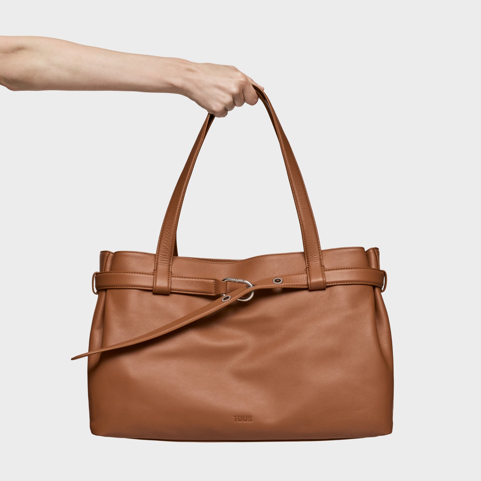 טואוס תיק כתף חום HOLD עשוי מעור