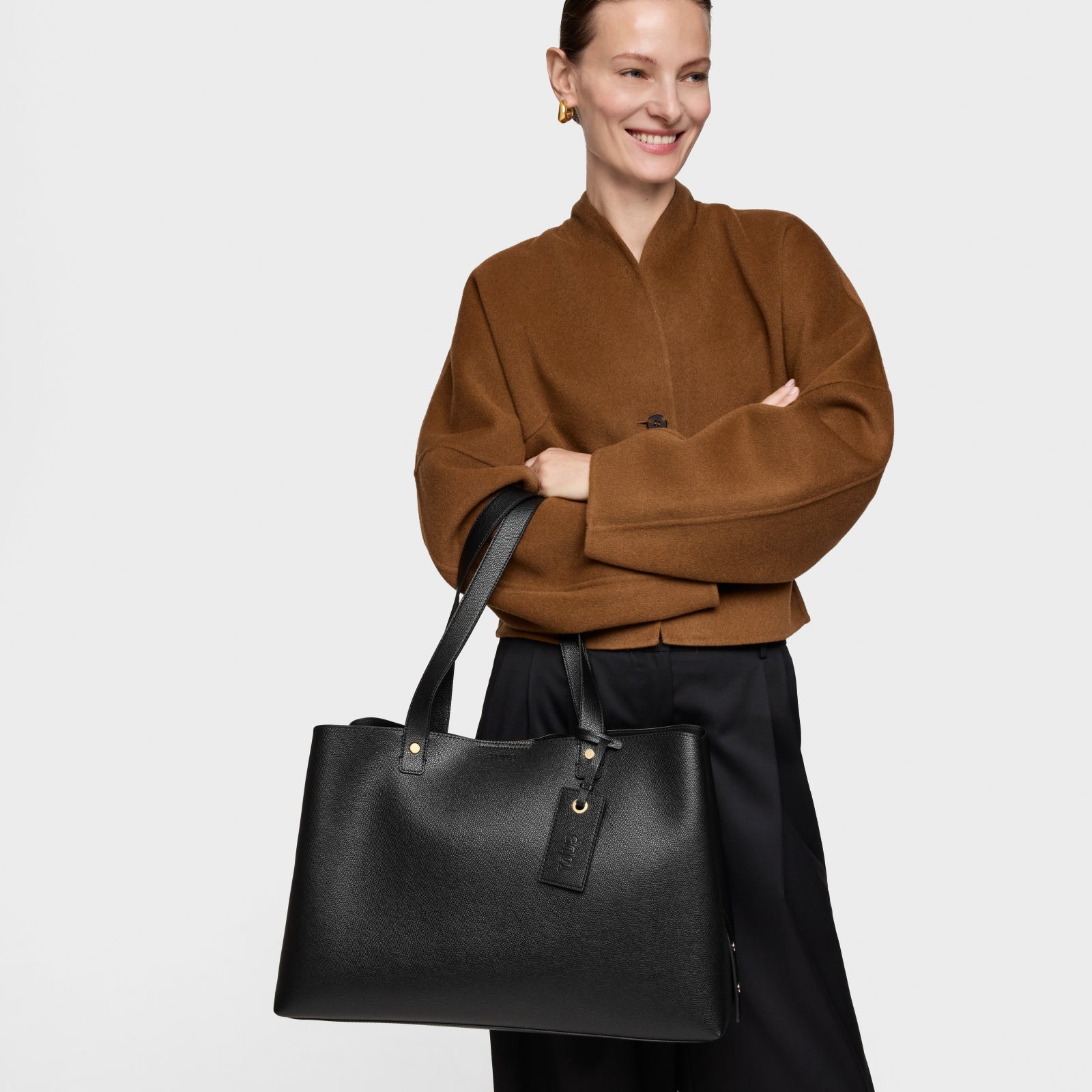 טואוס תיק כתף גדול The Citybow שחור