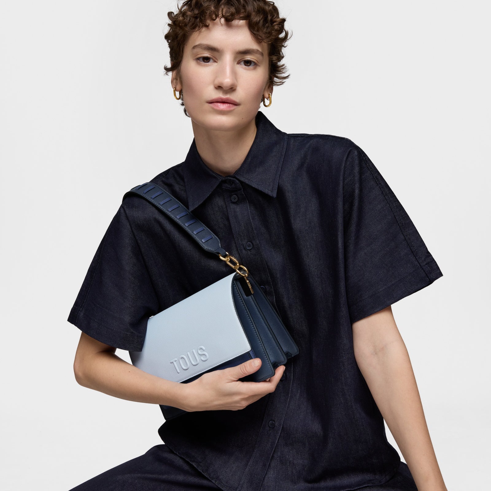 טואוס תיק צד Audree Saffiano בצבע כחול