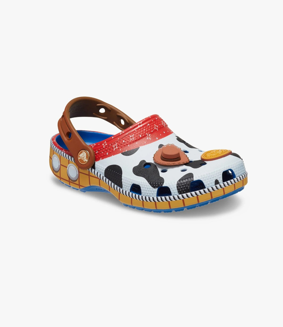 כפכף Woody בצבע כחול ז'אן בתצוגה מזווית קדמית עם ג'יביטס כובע ותג שריף - CHOZEN
