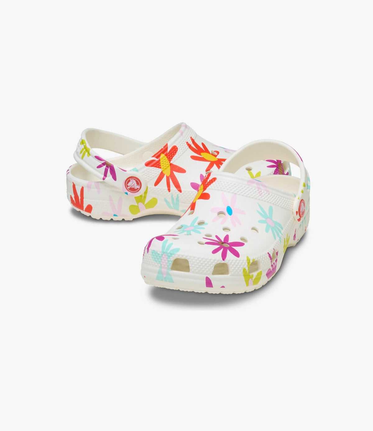 זוג קרוקס Classic Crafted Daisy לילדים בצבע לבן גיר, מבט קדמי על שני הכפכפים - CHOZEN