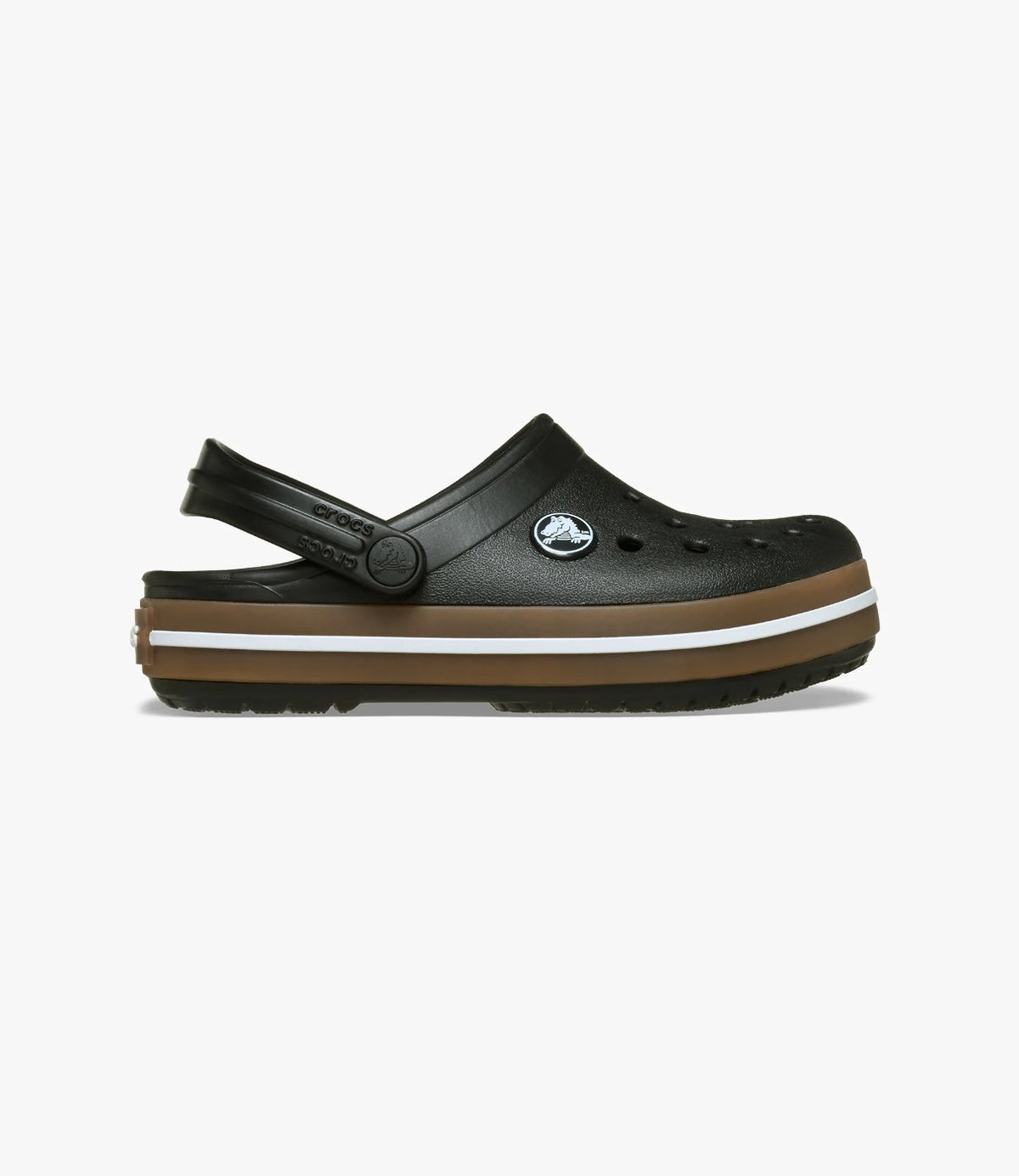 כפכף Crocband בשחור בצילום צד עם פס גומי חום ולוגו - CHOZEN