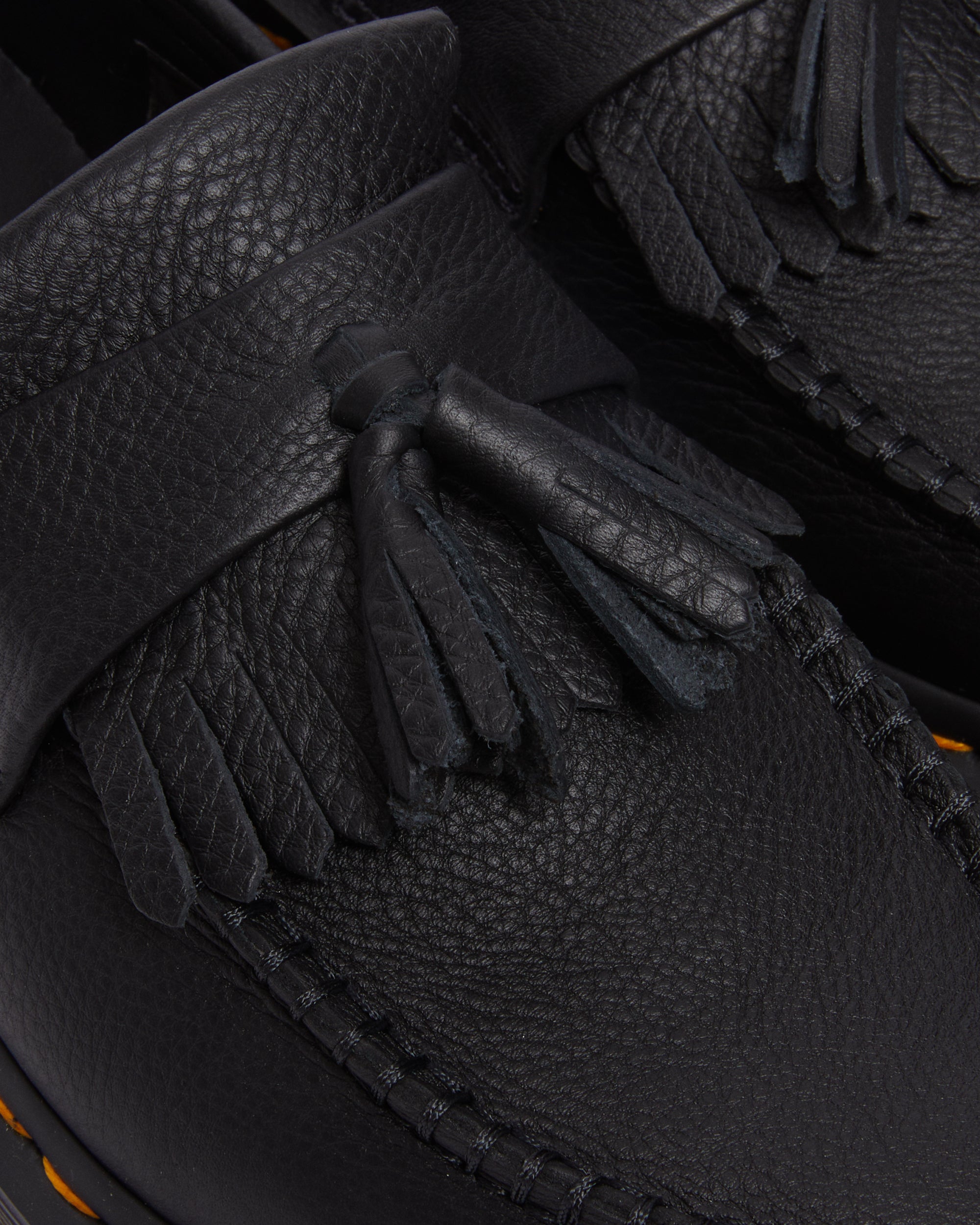 ד"ר מרטנס מוקסינים ADRIAN מעור לנשים