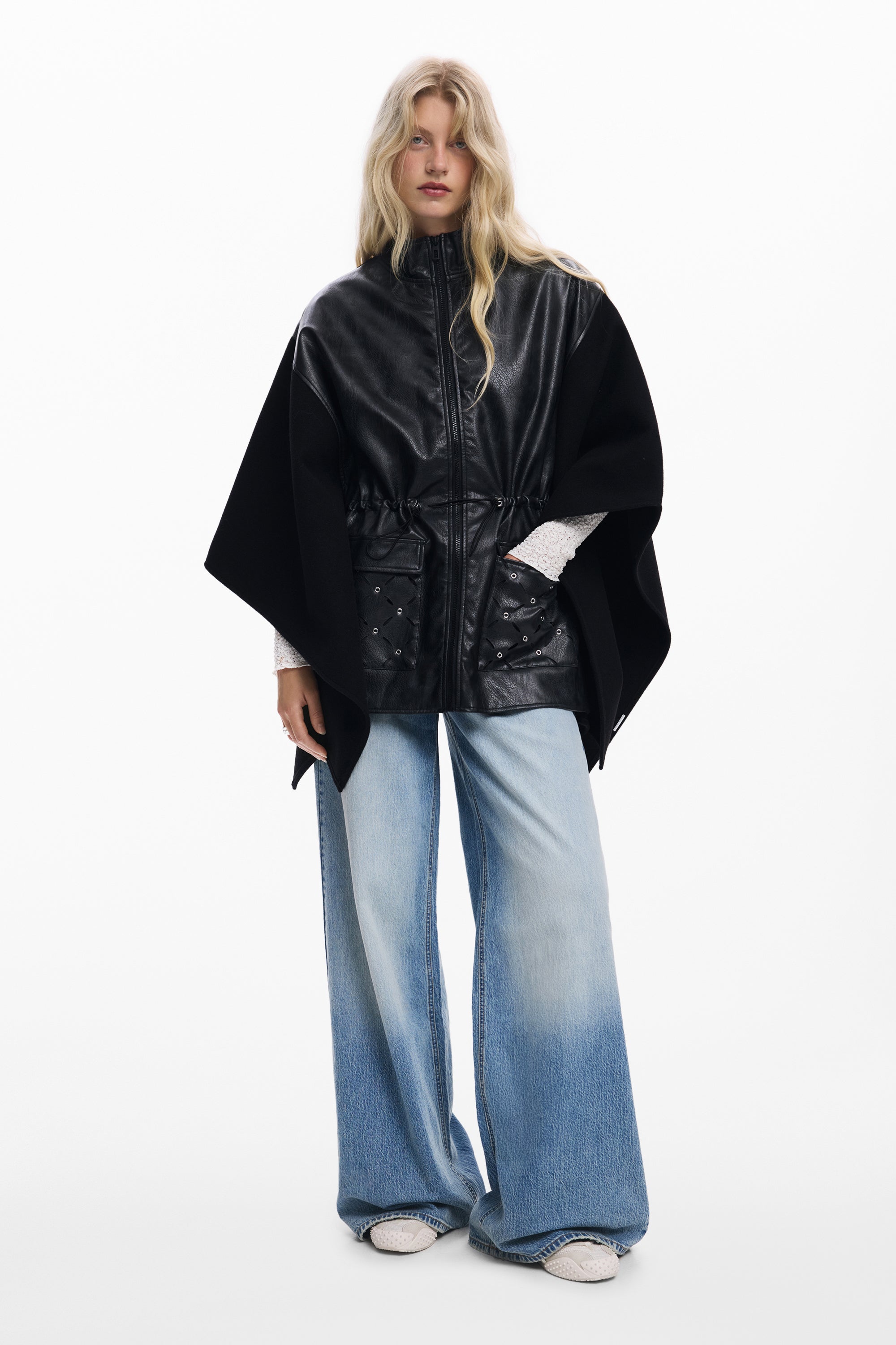 דזיגואל פונצ'ו לנשים