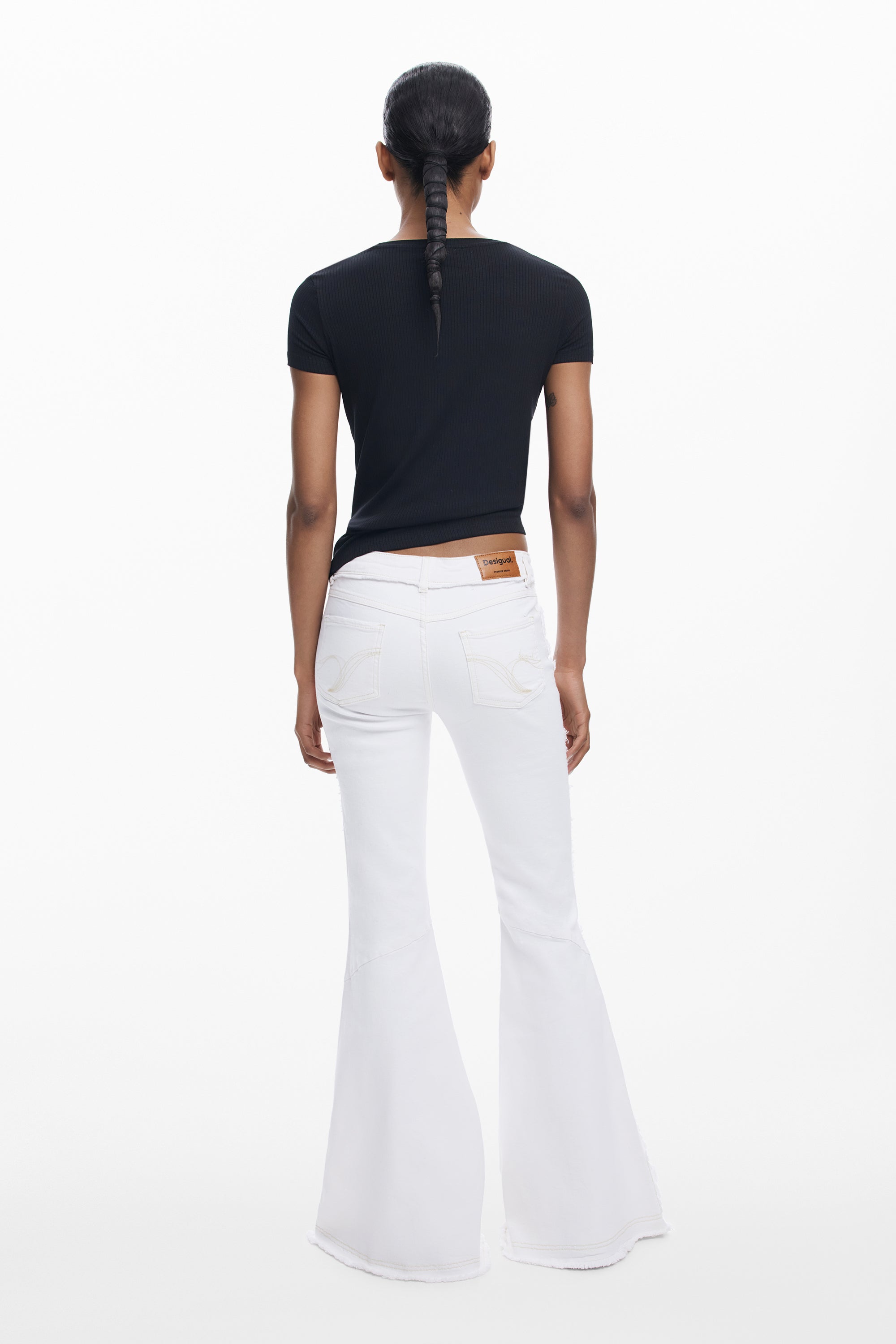 דזיגואל ג'ינס לנשים