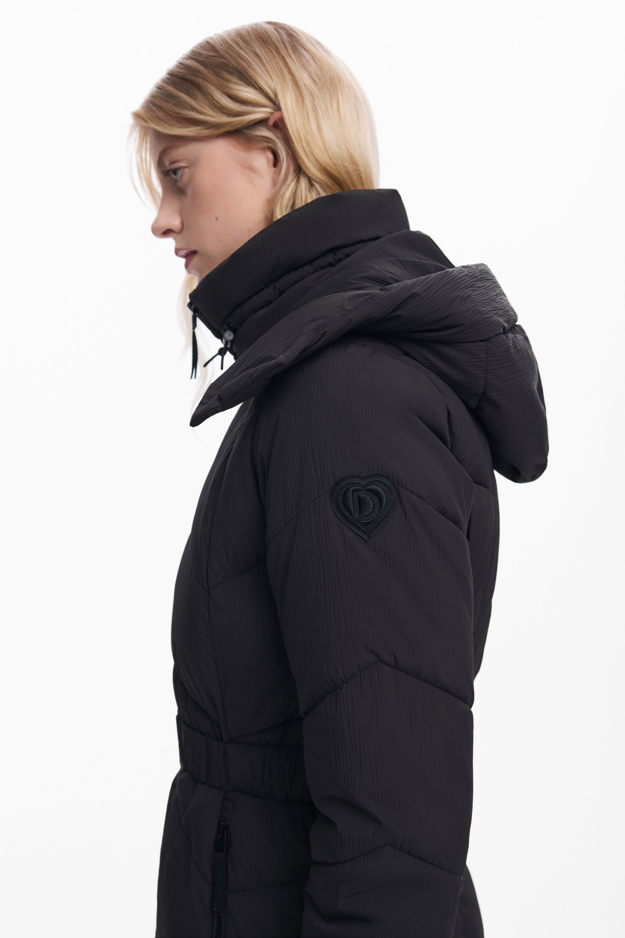 דזיגואל מעיל לנשים