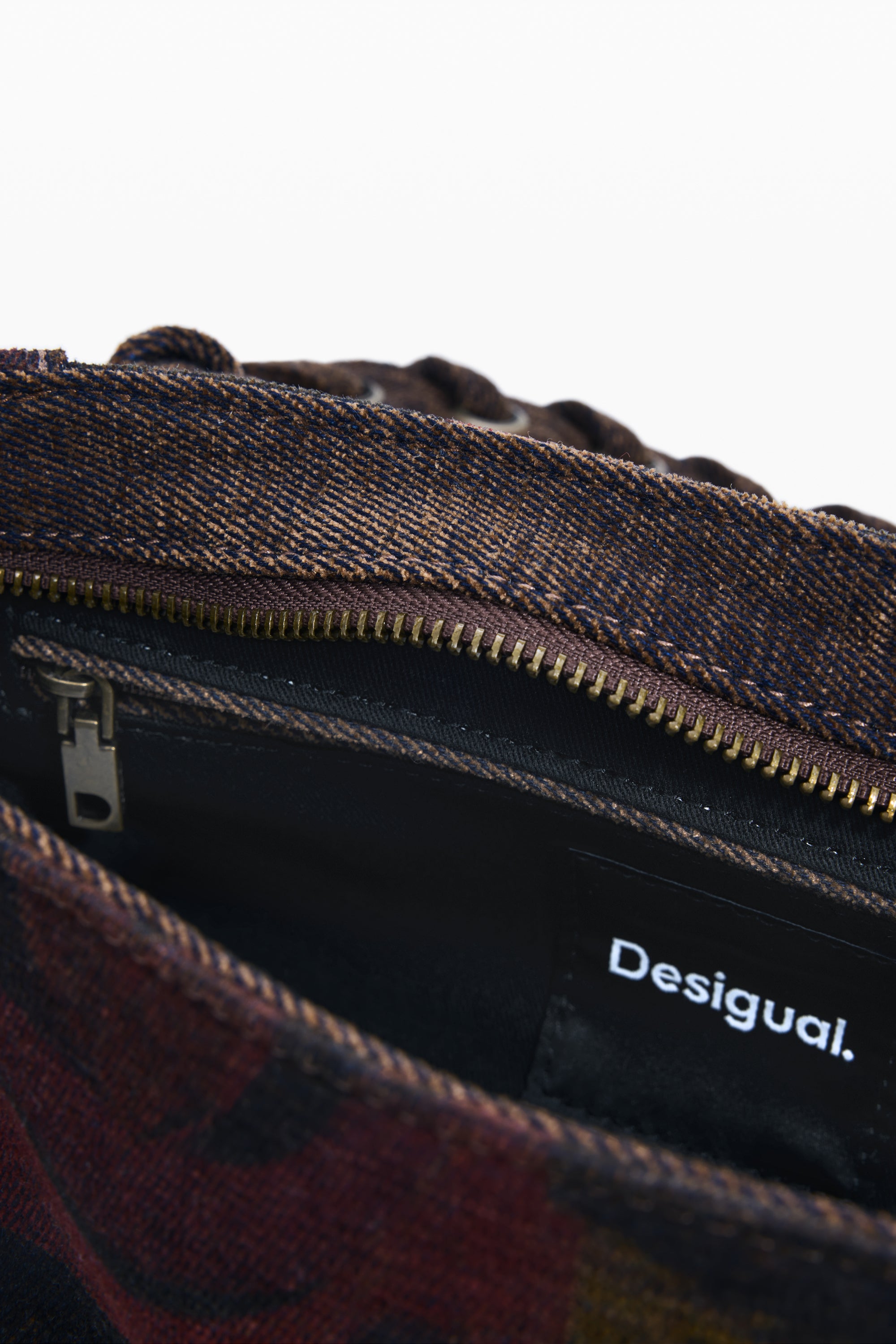 דזיגואל תיק צד קטן לנשים