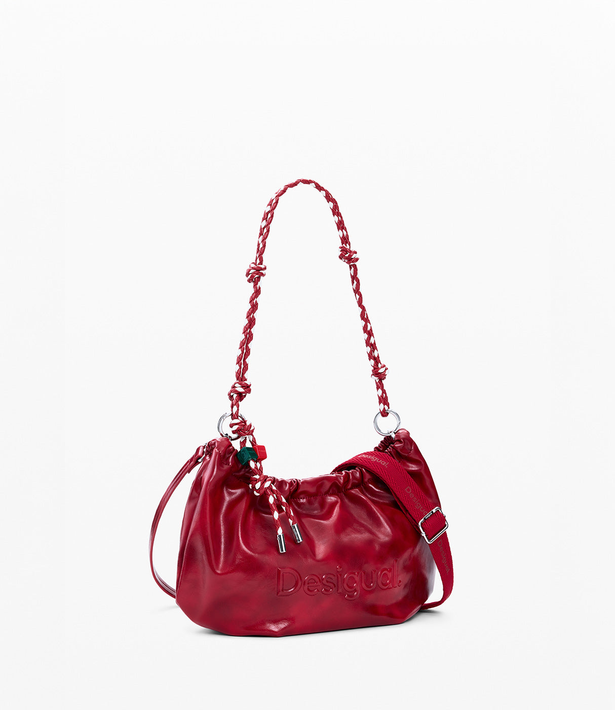 תיק צד נשים אדום מעור עם רצועה שזורה, עיצוב מודרני וכיתוב Desigual מובלט