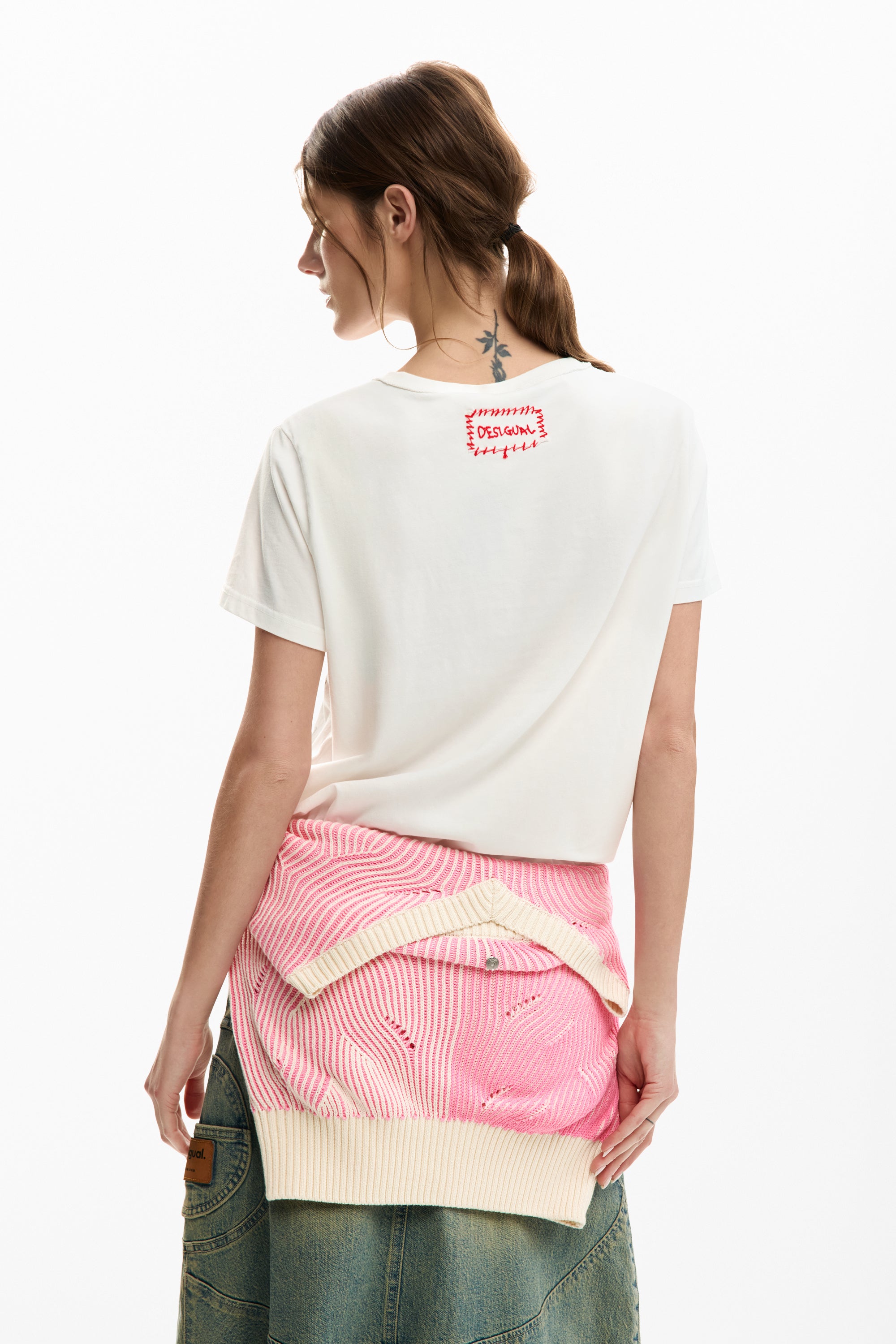 דזיגואל טי-שירט לנשים