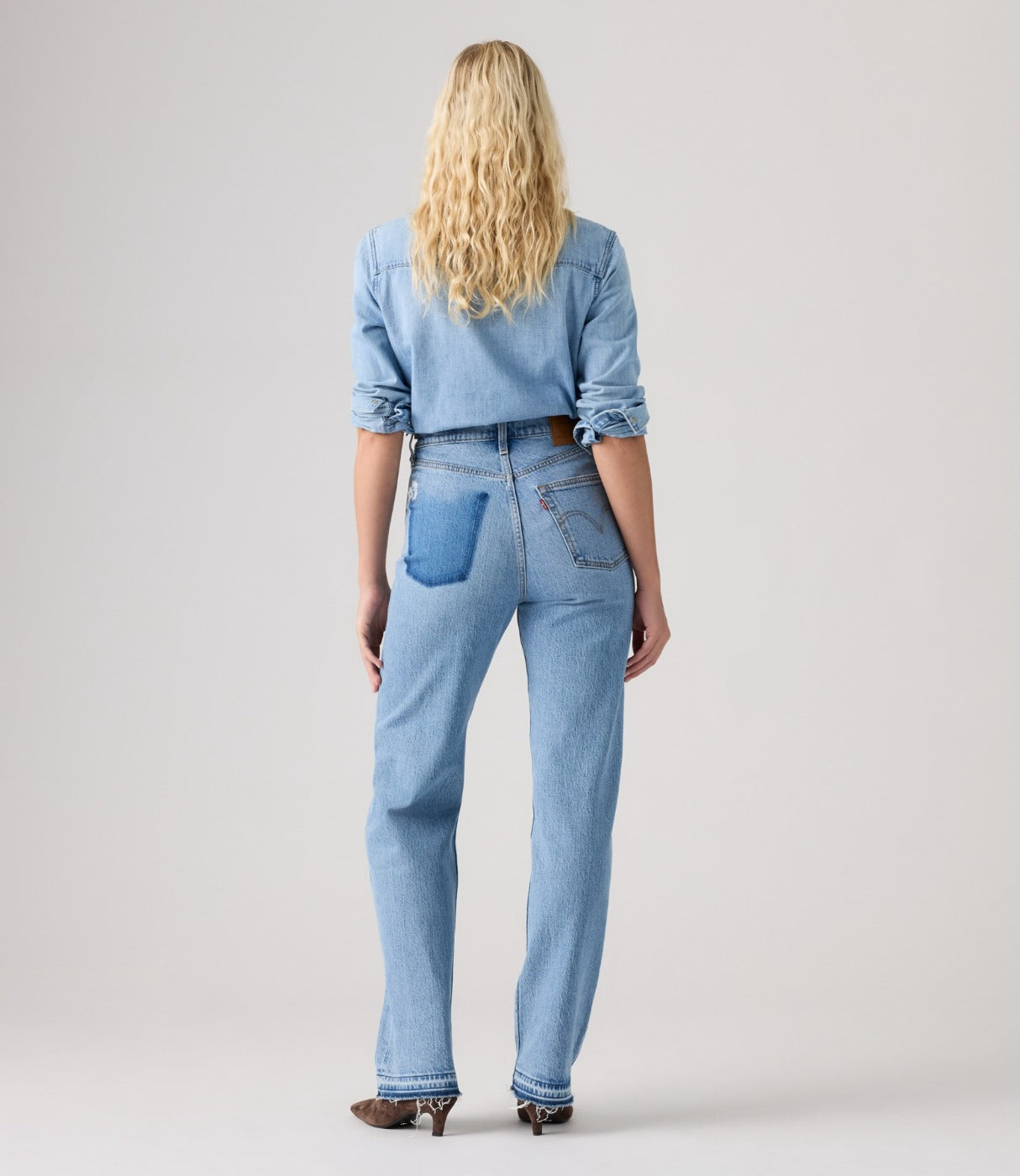 ליוויס ג׳ינס Ribcage Full Length Recrafted לנשים - med indigo worn in
