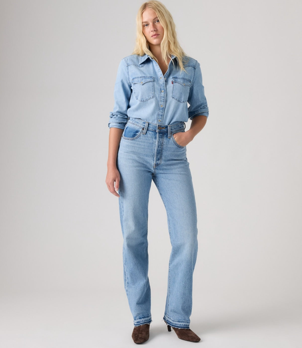 ליוויס ג׳ינס Ribcage Full Length Recrafted לנשים - med indigo worn in