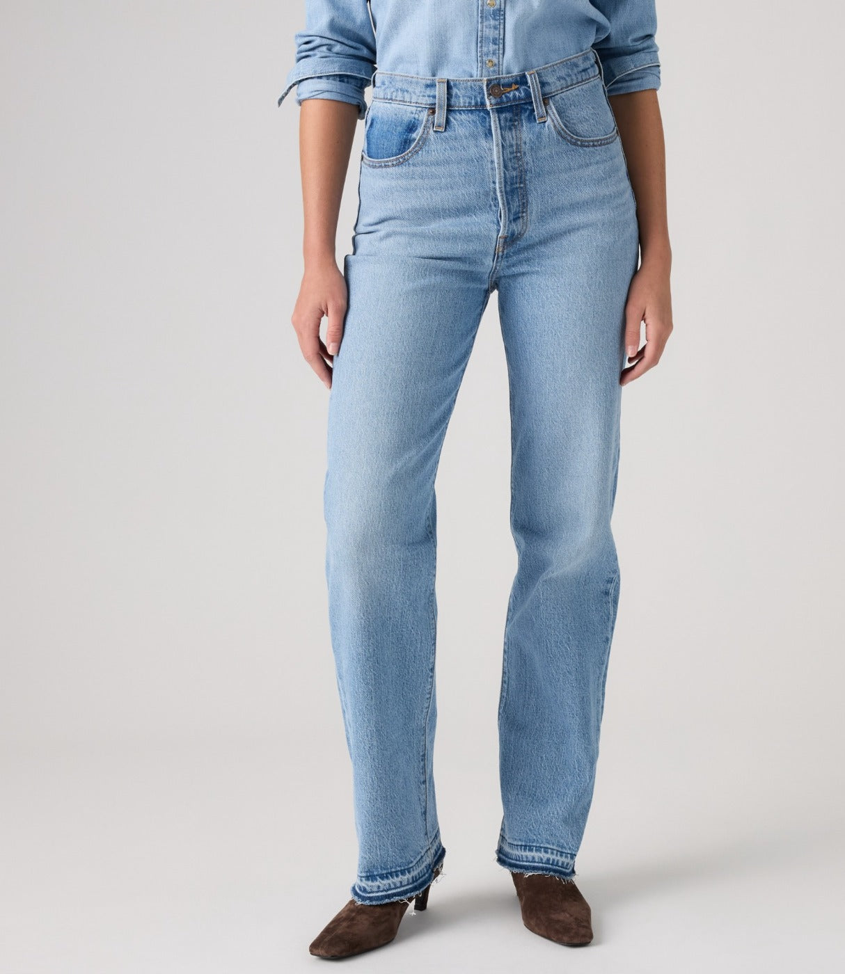 ליוויס ג׳ינס Ribcage Full Length Recrafted לנשים - med indigo worn in