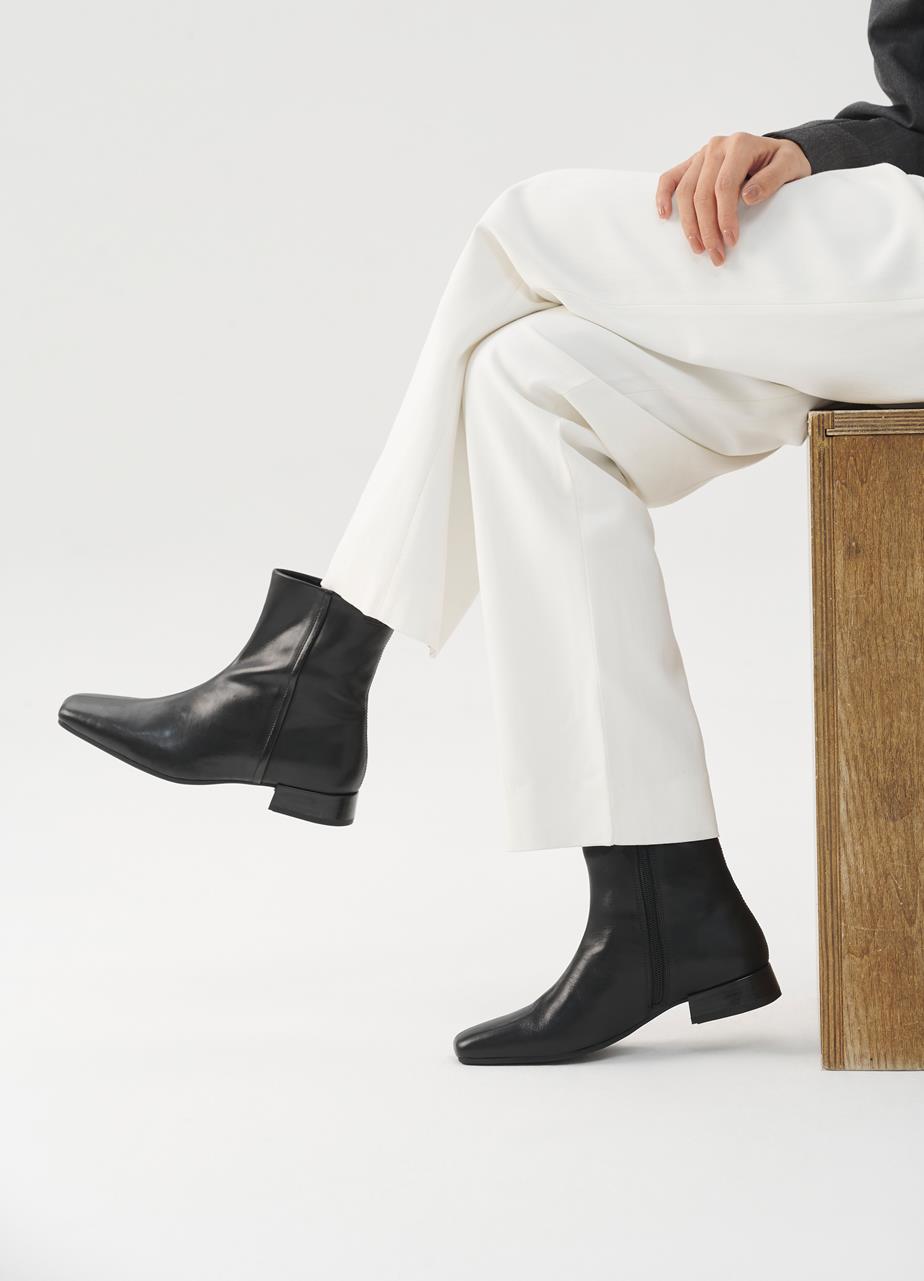 וגבונד מגפיים MONA לנשים