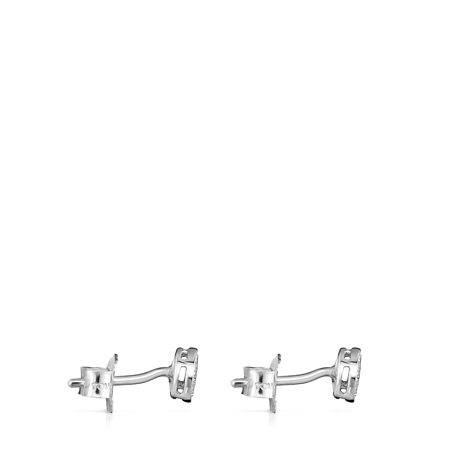 עגילי כסף עדינים CHOZEN, תצוגה צידית על רקע לבן מבית קבוצת אלפא