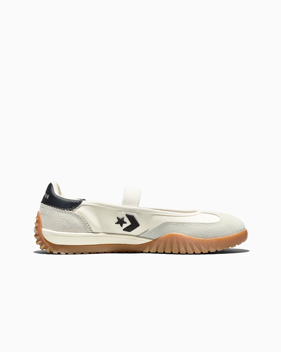 קונברס נעלי בלרינה ספורטיביות RUN STAR TRAINER BALLET FLAT לנשים