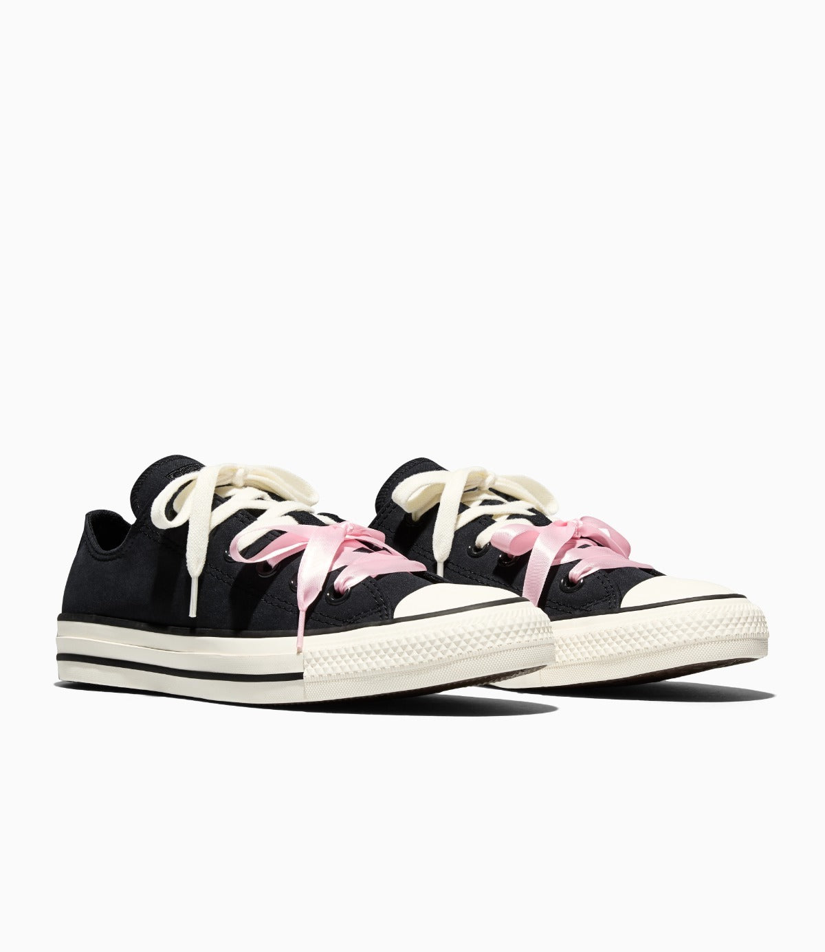 קונברס סניקרס CHUCK TAYLOR ALL STAR לנשים
