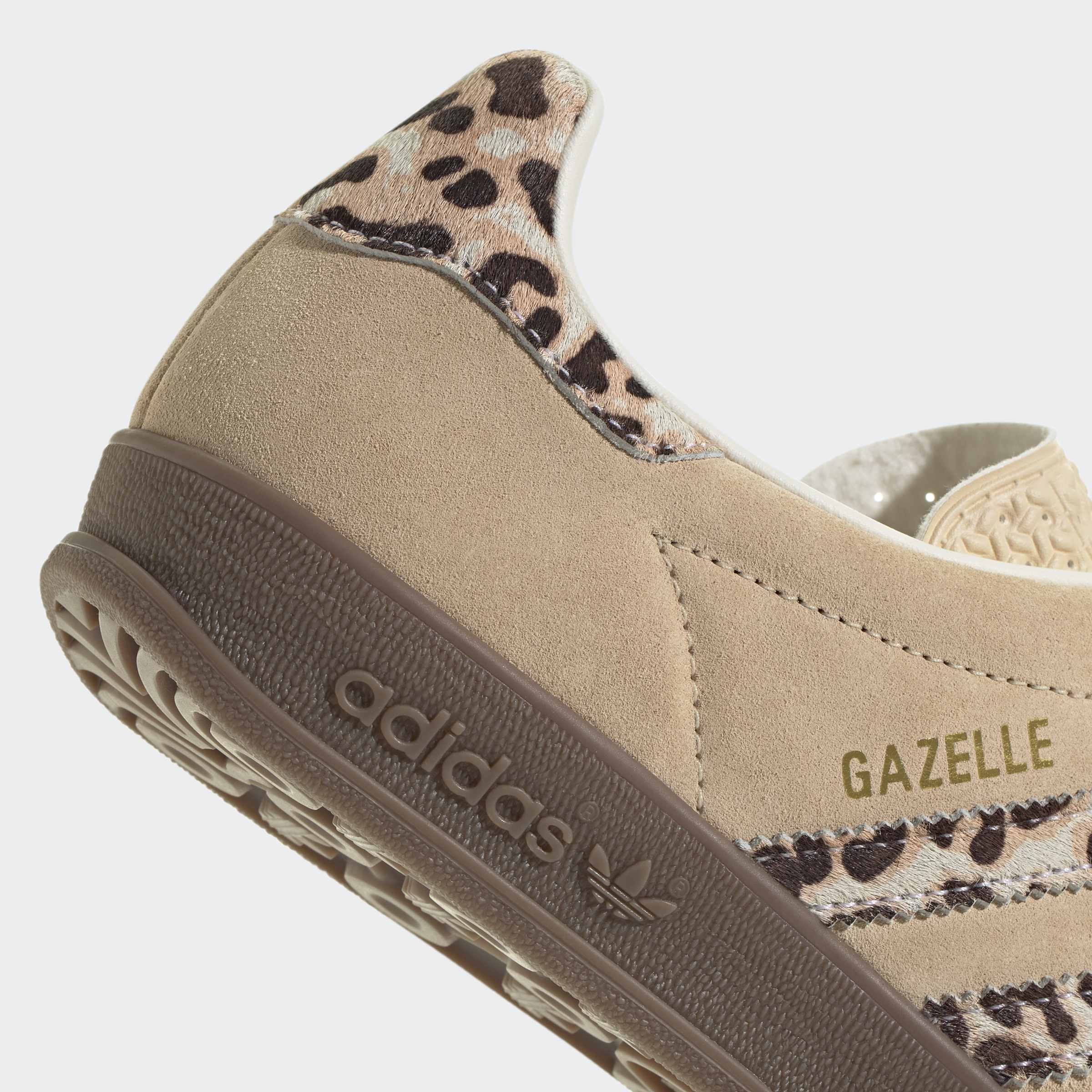 אדידס סניקרס GAZELLE לנשים