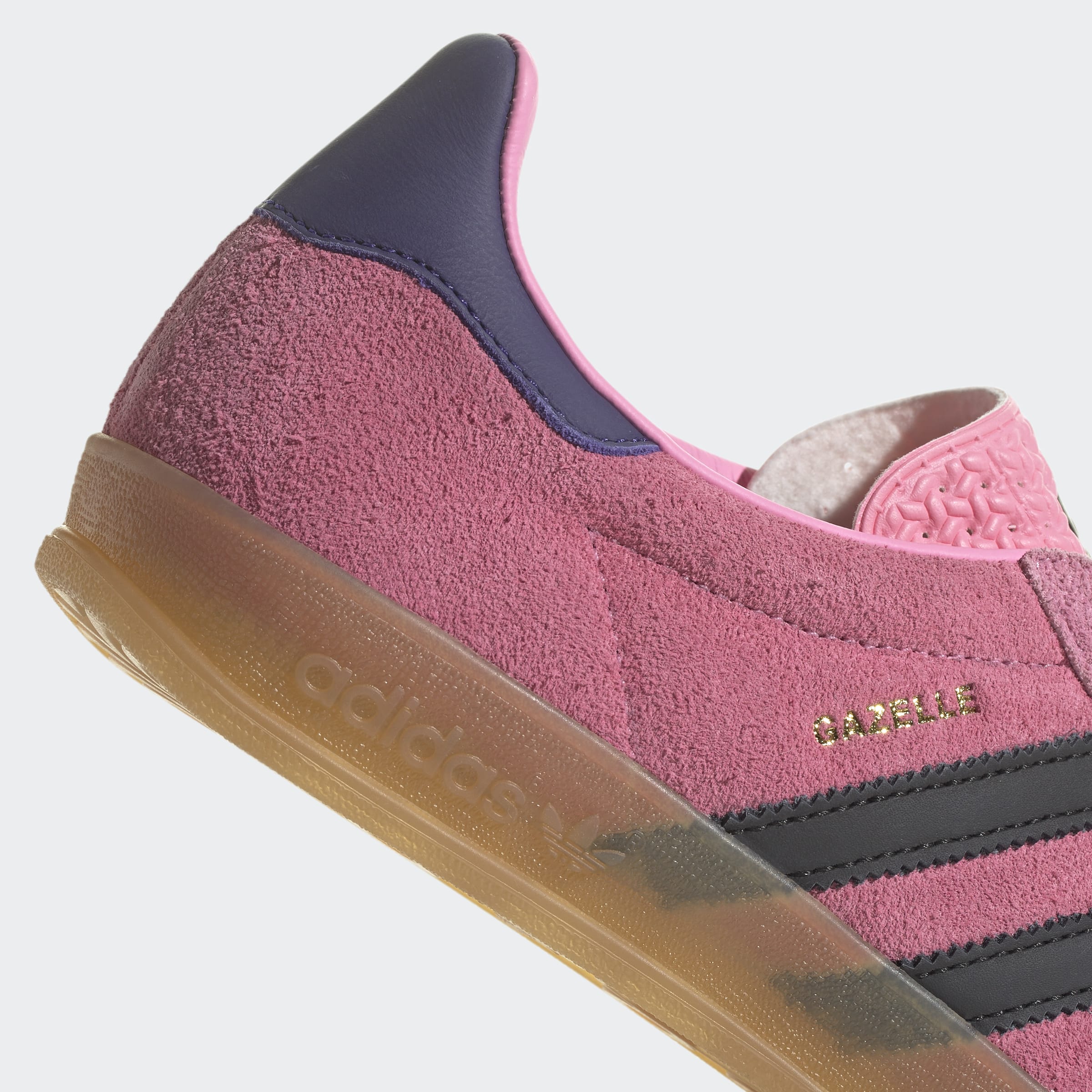 אדידס סניקרס GAZELLE INDOOR לנשים