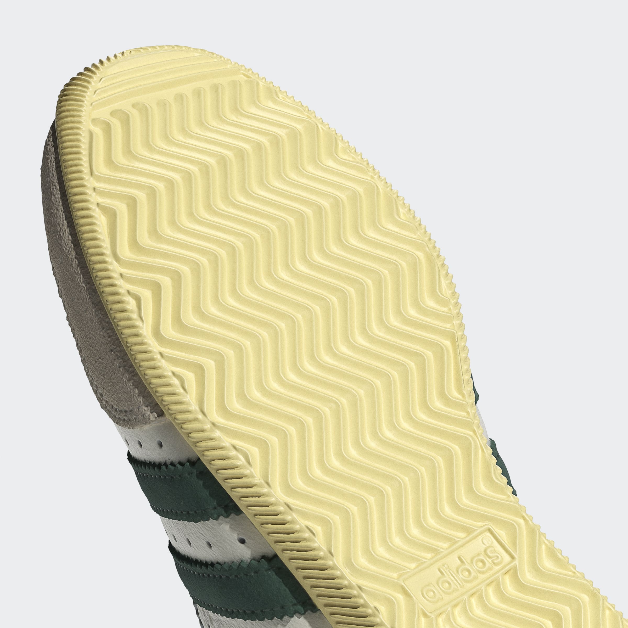 אדידס סניקרס JAPAN לנשים